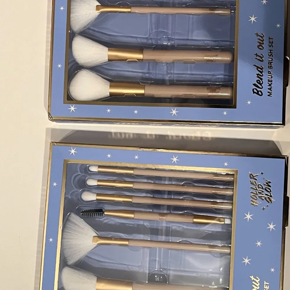 Blending Make Up Brushes. (2 sets / 7 brushes‎ in a set) (NEW) (h/x)